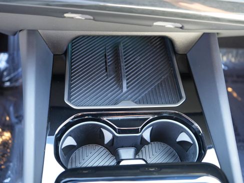 Used 2025 BMW i5 eDrive40i image 25