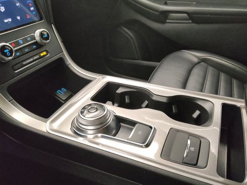 Used 2023 Ford Edge SEL image 26