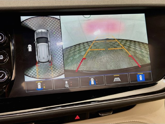 Used 2022 Buick Envision Avenir w/ Technology Package II FWD image 14