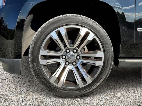 Used 2019 GMC Yukon XL Denali w/ Denali Ultimate Package image 9