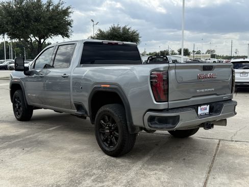 Used 2026 GMC Sierra 2500 AT4 AWD/4WD image 7