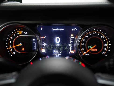 Used 2022 Jeep Wrangler Unlimited Sahara w/ LED Lighting Group image 20