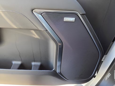 New 2026 Chevrolet Silverado 1500 LTZ w/ LTZ Premium Package image 12