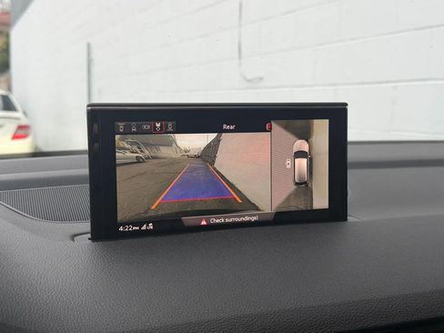 Used 2017 Audi Q7 3.0T Premium Plus w/ Premium Plus Package image 10