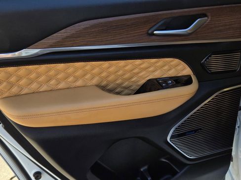 Used 2022 Jeep Grand Cherokee Summit w/ Advanced Protech Group IV image 13