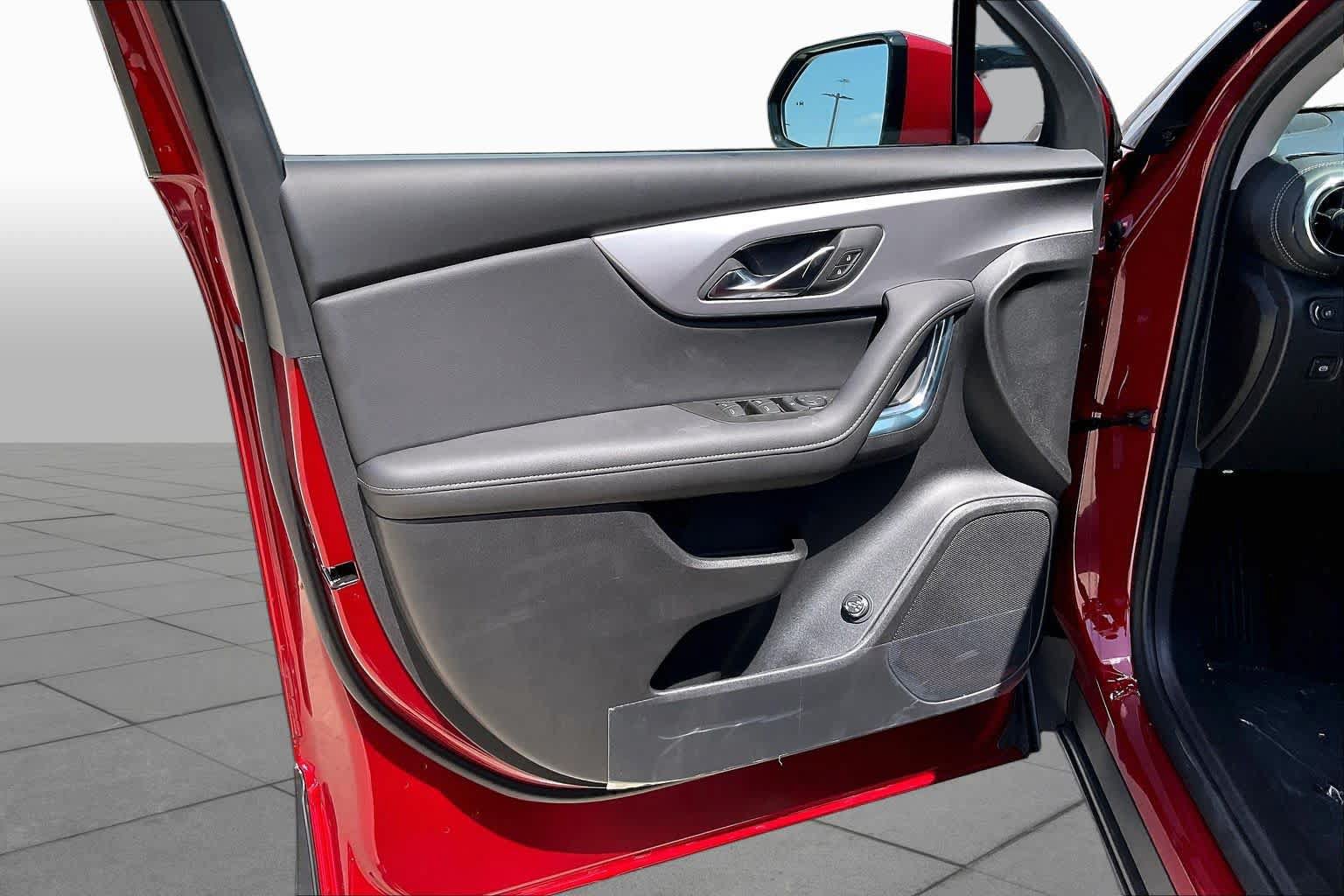 New 2026 Chevrolet Blazer LT w/ Convenience Package FWD image 11