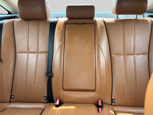 Used 2013 Jaguar XJ AWD image 29