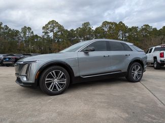 New 2025 Cadillac Lyriq Luxury video 1