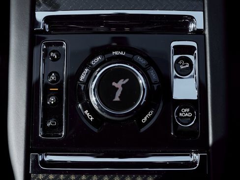 Used 2022 Rolls-Royce Cullinan Black Badge image 69