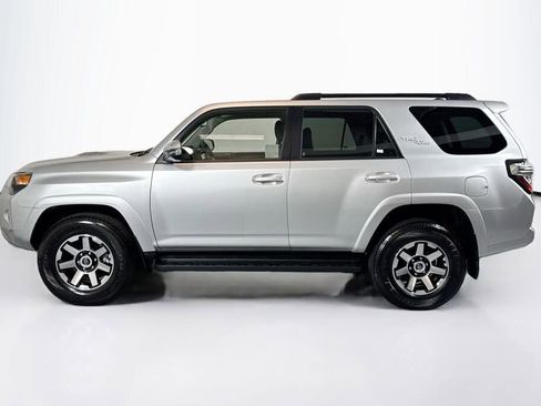 Used 2024 Toyota 4Runner TRD Off-Road Premium image 15