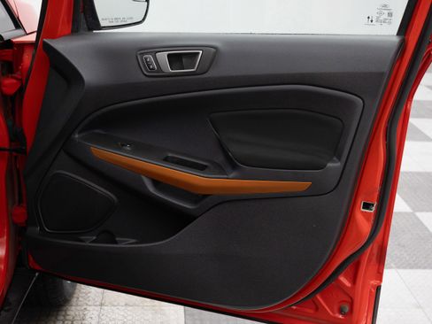 Used 2021 Ford EcoSport SE w/ SE Appearance Package image 27