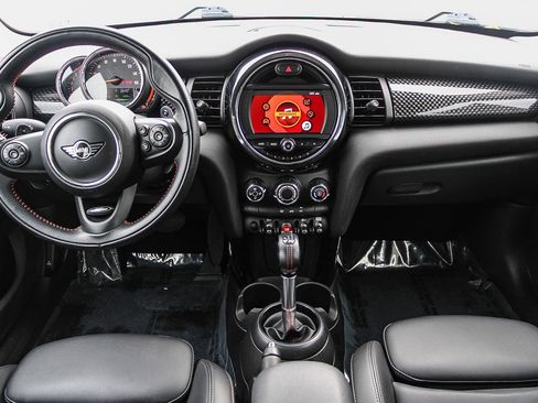 Used 2019 MINI Cooper S w/ Signature Upholstery Package image 12