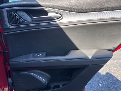 Used 2022 Alfa Romeo Stelvio Veloce image 53