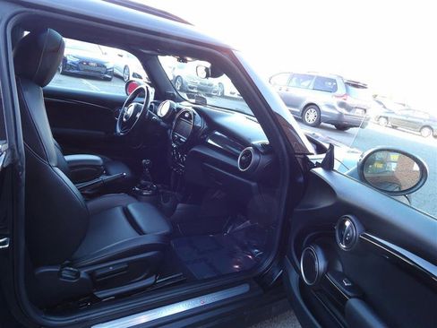 Used 2015 MINI Cooper S image 14