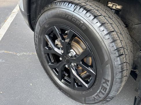 Used 2024 Jeep Grand Cherokee Altitude image 30