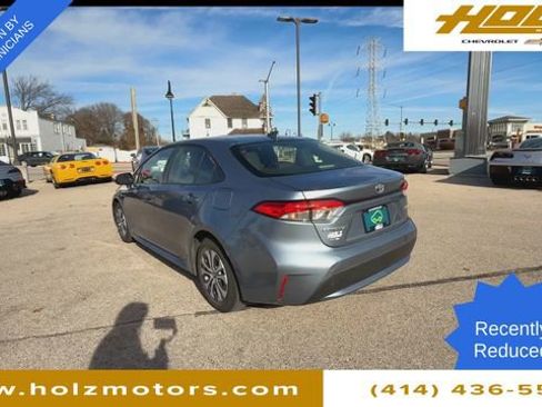 Used 2020 Toyota Corolla LE image 6