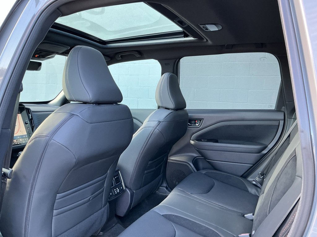 New 2026 Subaru Forester Touring AWD/4WD image 41