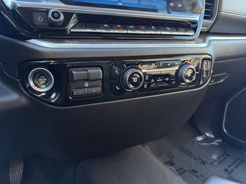 Used 2022 Chevrolet Silverado 1500 RST image 13