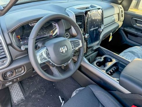 New 2026 RAM 1500 4x4 Crew Cab image 14
