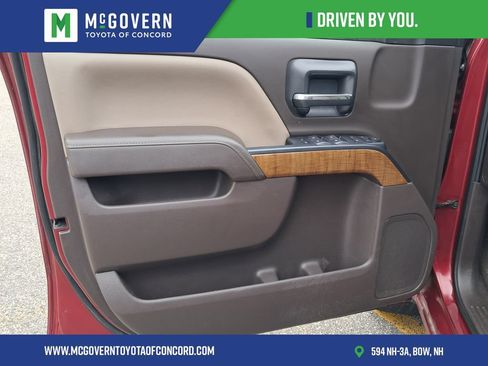 Used 2018 GMC Sierra 1500 SLE w/ SLE Value Package AWD/4WD image 10