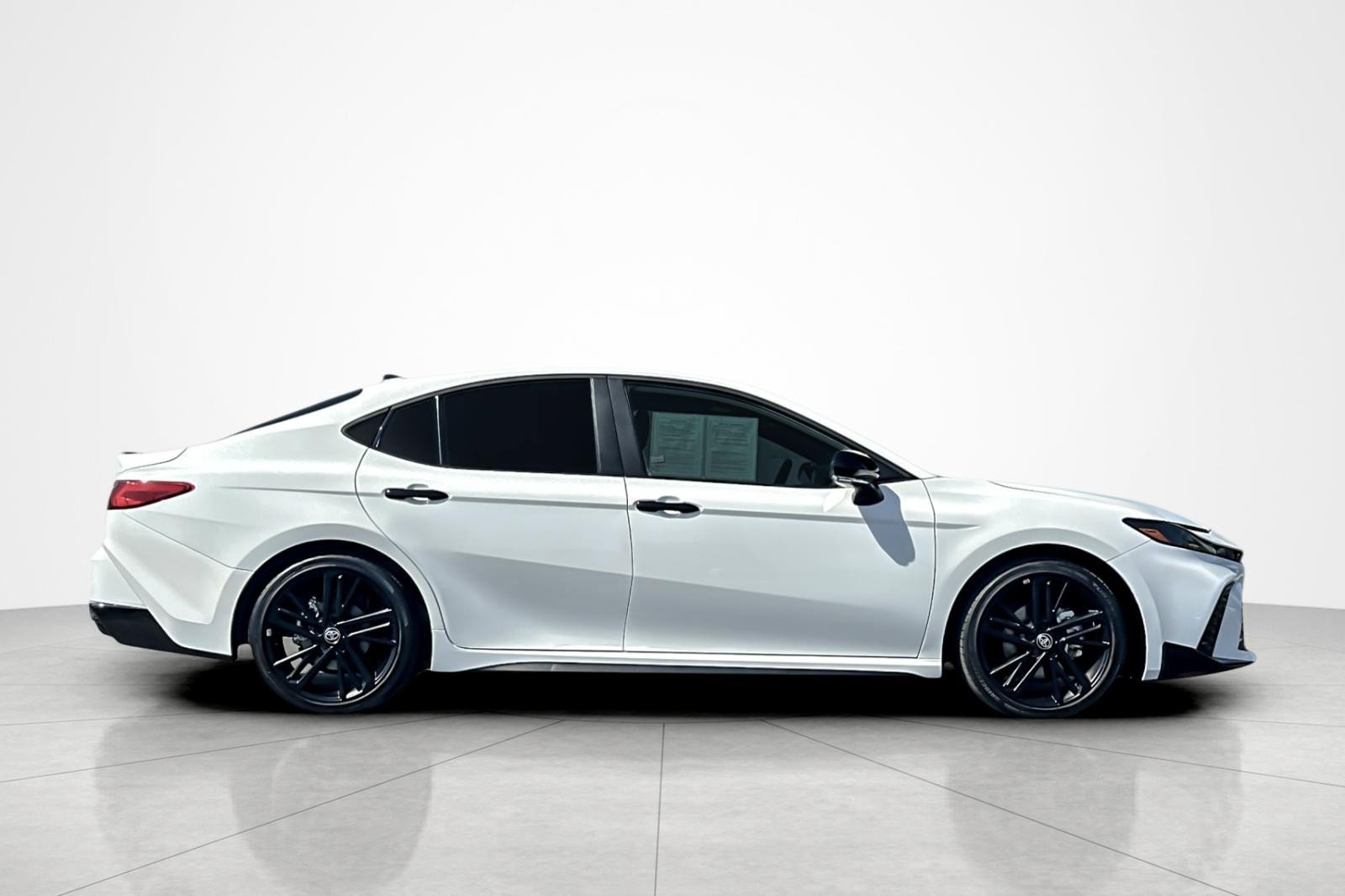 Certified 2026 Toyota Camry Hybrid w/ Convenience Package FWD image 6