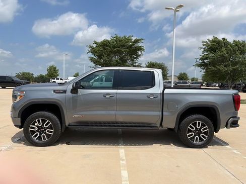 Used 2022 GMC Sierra 1500 AT4 w/ AT4 Premium Package AWD/4WD image 6