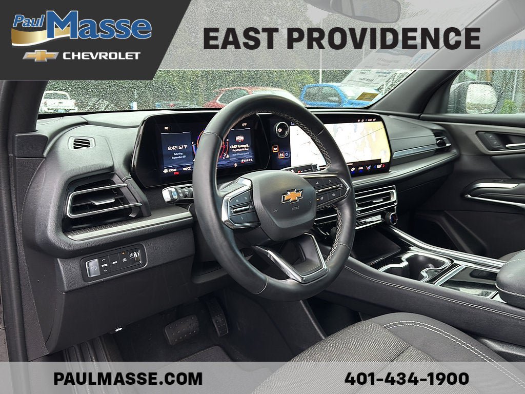 Used 2024 Chevrolet Traverse LT AWD/4WD image 15