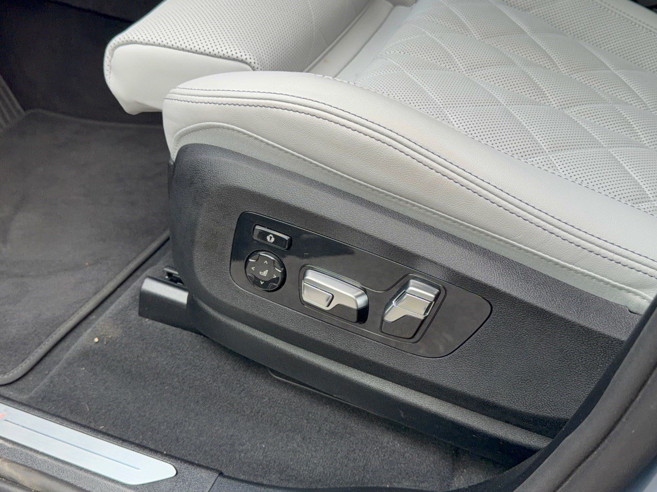 Certified 2026 BMW X7 xDrive40i AWD/4WD image 16
