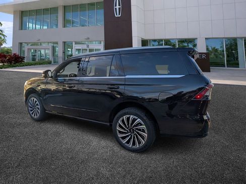 New 2026 Lincoln Navigator Black Label AWD/4WD image 5