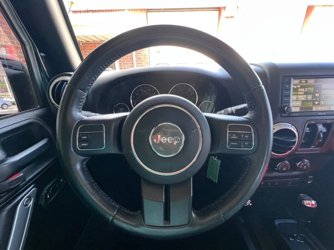 Used 2017 Jeep Wrangler Unlimited Sahara AWD/4WD image 26