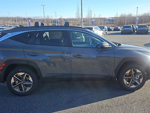 New 2026 Hyundai Tucson SEL image 8