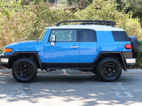 Used 2007 Toyota FJ Cruiser 4WD image 11