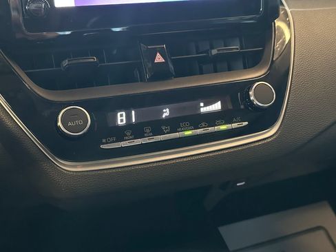 Used 2023 Toyota Corolla LE w/ Carpet Mat Package (TMS) FWD image 15