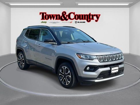Certified 2022 Jeep Compass Limited w/ Sun and Sound Group image 1