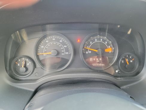 Used 2016 Jeep Compass 75th Anniversary w/ Power Value Group image 22