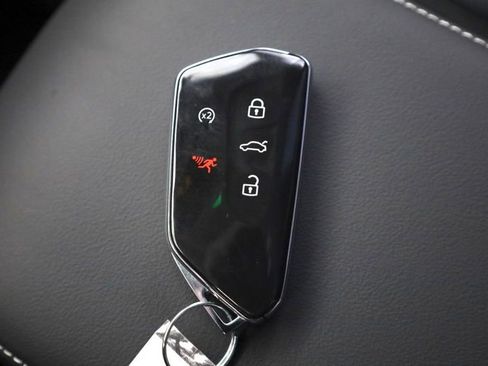 New 2026 Volkswagen Tiguan SE AWD/4WD image 37