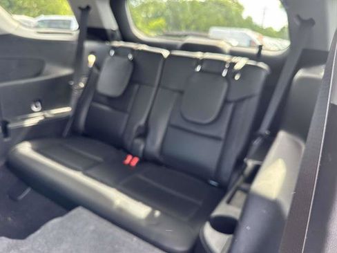 Used 2023 Ford Explorer XLT w/ Equipment Group 202A AWD/4WD image 30