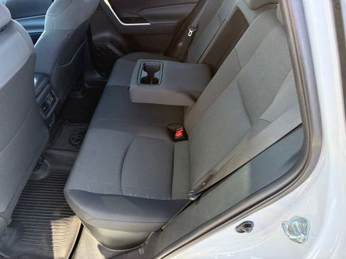 Certified 2025 Toyota RAV4 XLE image 30