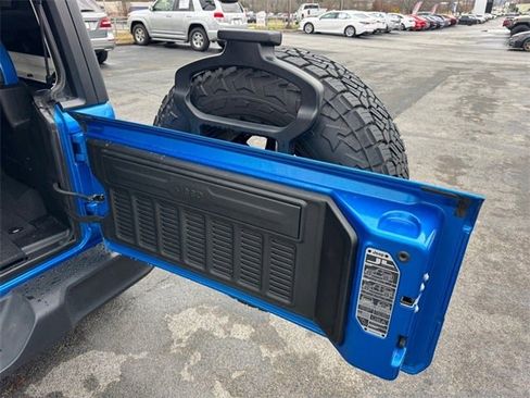 Used 2023 Jeep Wrangler Sport S image 15