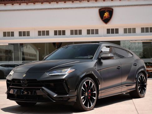 Used 2023 Lamborghini Urus S AWD/4WD image 12