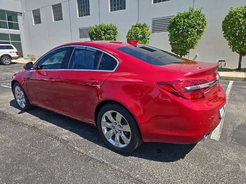 Used 2015 Buick Regal Premium w/ Experience Buick Package FWD image 6