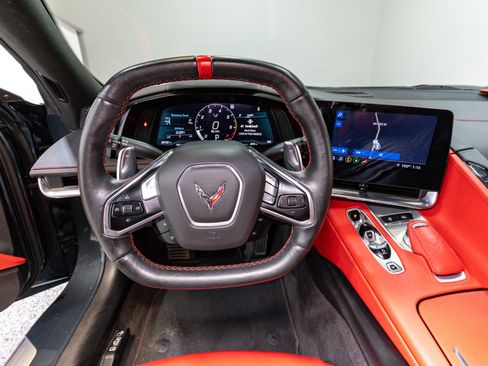 Used 2020 Chevrolet Corvette Stingray Preferred Cpe w/ 2LT Preferred Equipment Group image 18