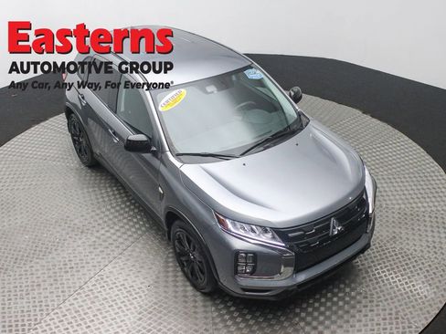 Used 2024 Mitsubishi Outlander Sport LE image 3