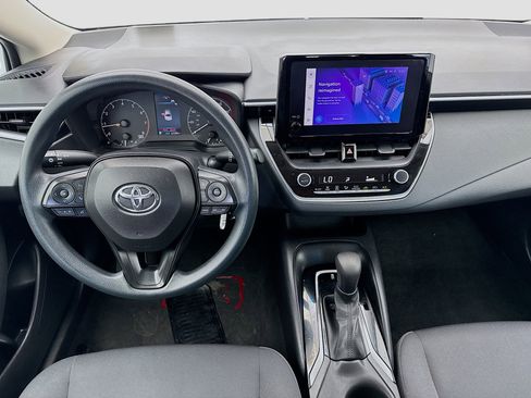 Used 2023 Toyota Corolla LE image 14