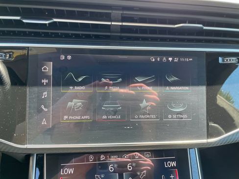 Used 2021 Audi RS Q8 AWD/4WD image 32