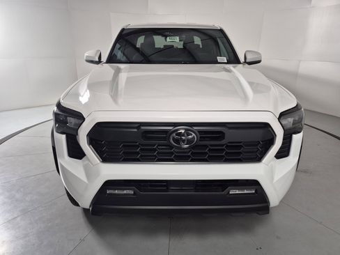 New 2025 Toyota Tacoma TRD Off-Road image 8