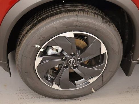 New 2026 Nissan Rogue SV w/ SV Premium Package image 7