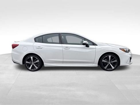 Used 2018 Subaru Impreza 2.0i Sport image 9