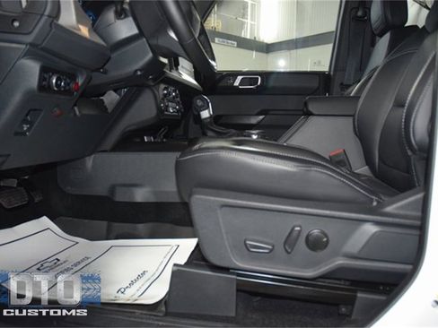 Used 2025 Ford Bronco Outer Banks image 37