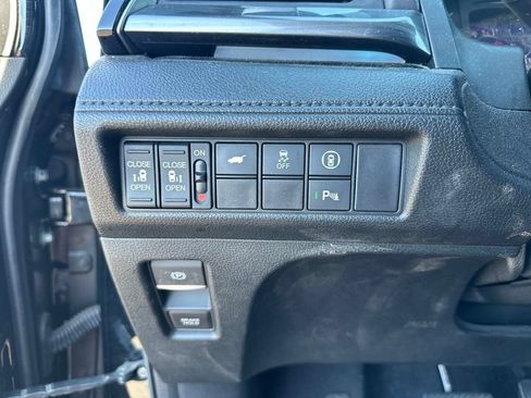 Used 2022 Honda Odyssey Elite image 20